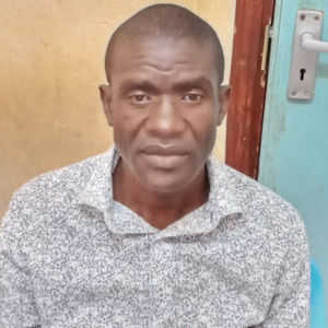 Meet your Posher, Adera